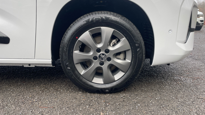 Vauxhall Combo Cargo Combo Diesel 1.5 Turbo D 100ps Pro H1 Van